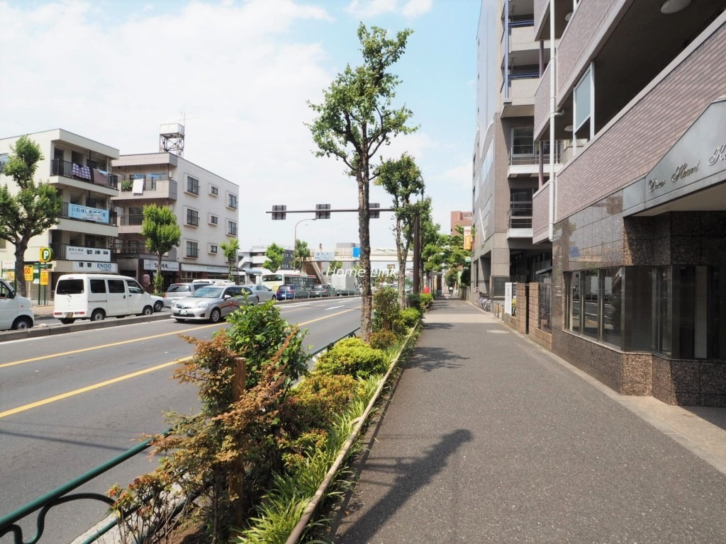 ディアハート小竹向原　前面道路歩道